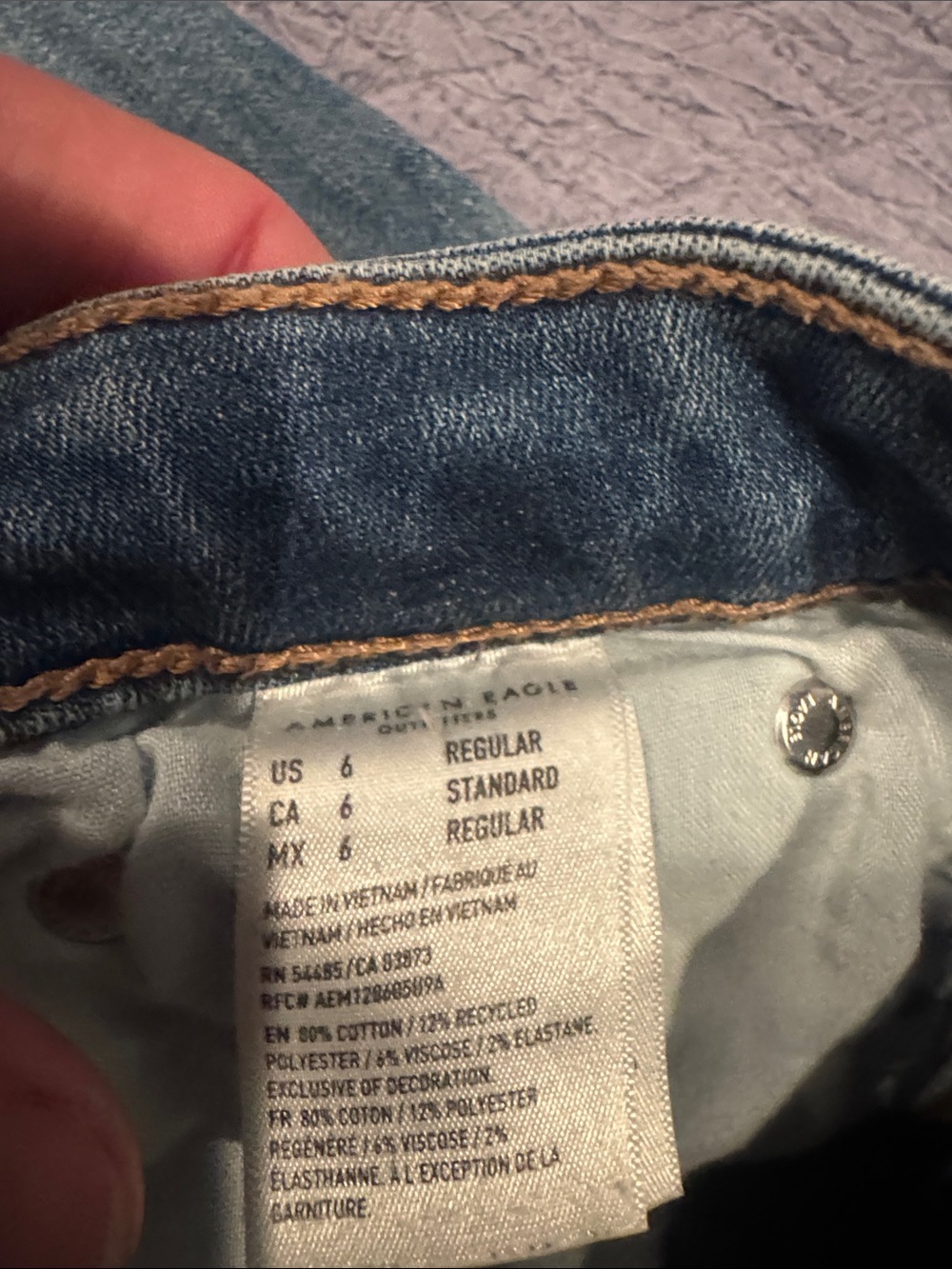 American Eagle Outfitters Blue Flare Jeans next level stretch - Picture 3 of 4